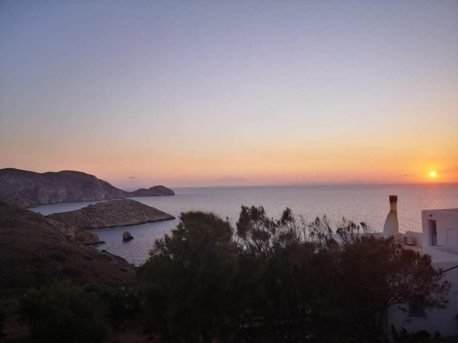 Syros Apartments Suites Chryssonisos Kini Exterior foto
