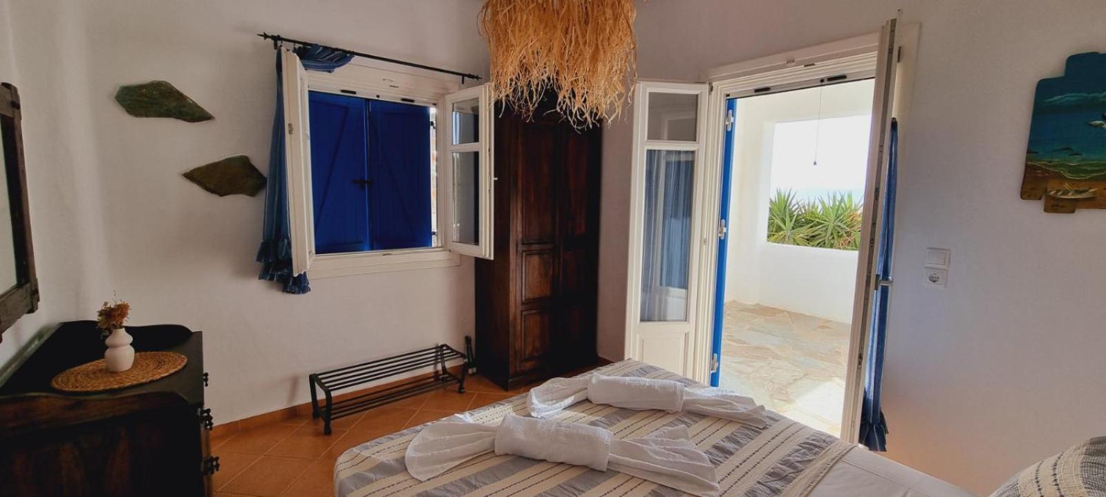 Syros Apartments Suites Chryssonisos Kini Exterior foto