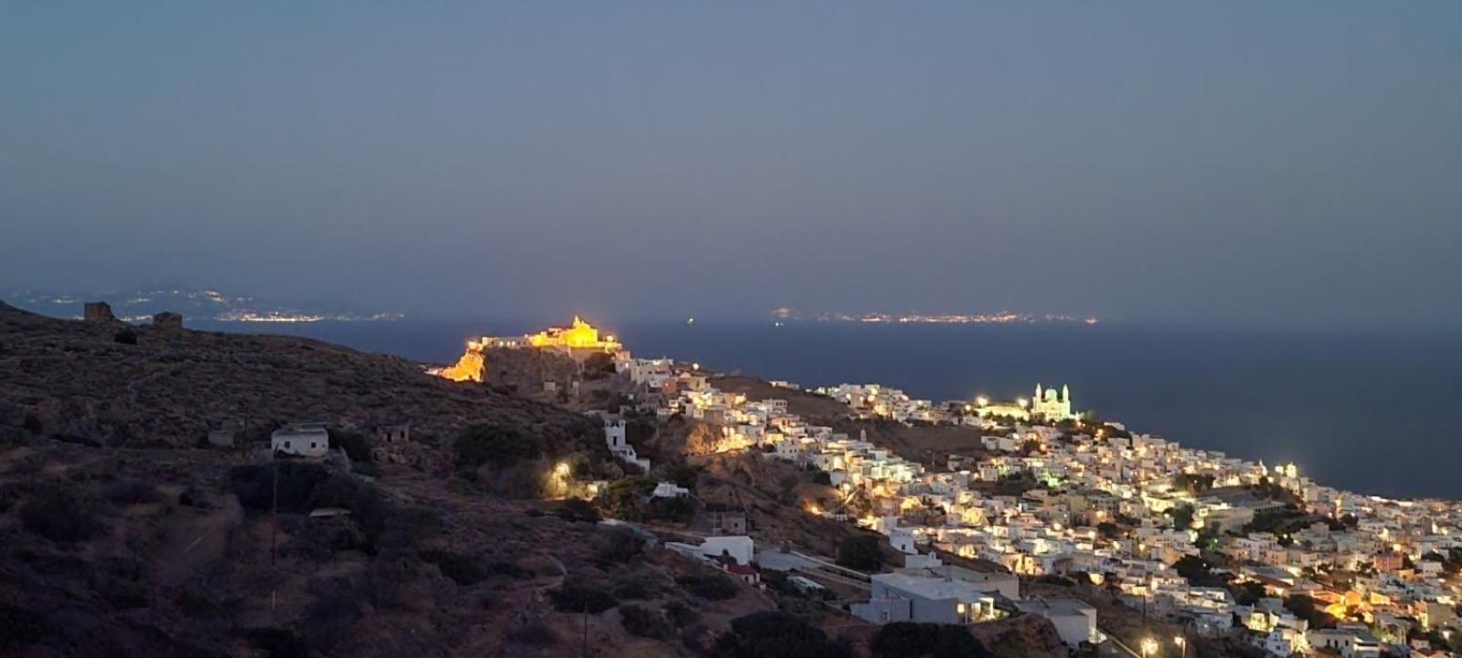Syros Apartments Suites Chryssonisos Kini Exterior foto